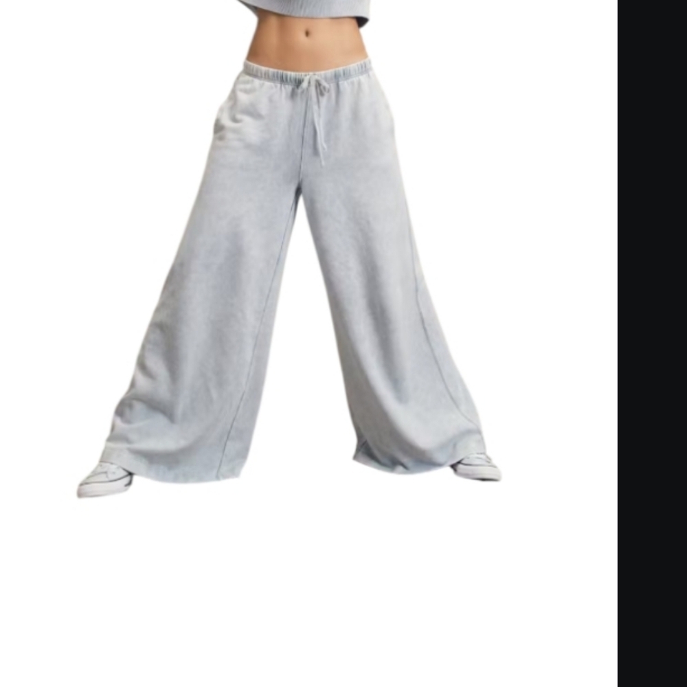 American Eagle Outfitters Light Gray Sweatpants
